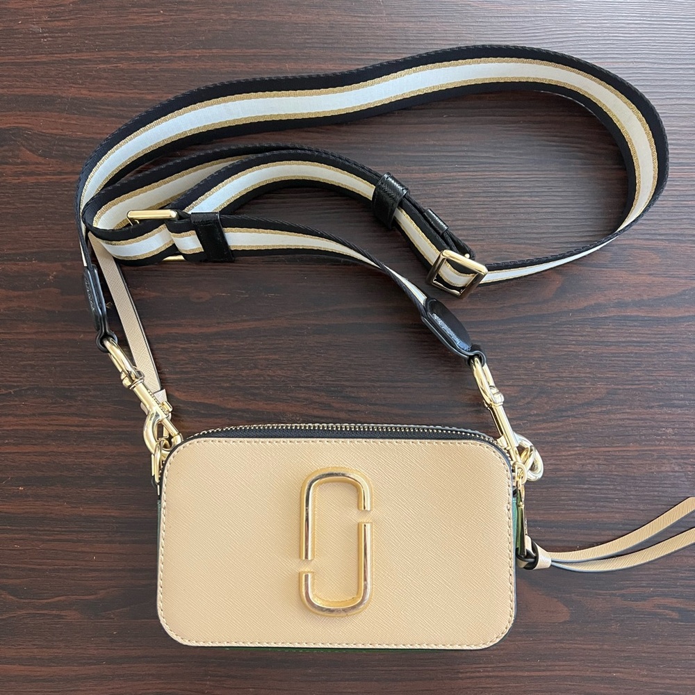 Marc Jacobs Snapshot Crossbody Bag - Picture 5 of 16